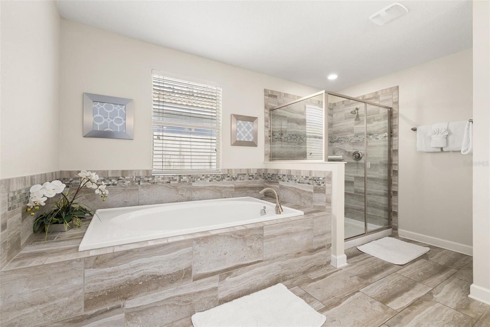 9044 SAND TRAP DR, DAVENPORT, FL, 33896