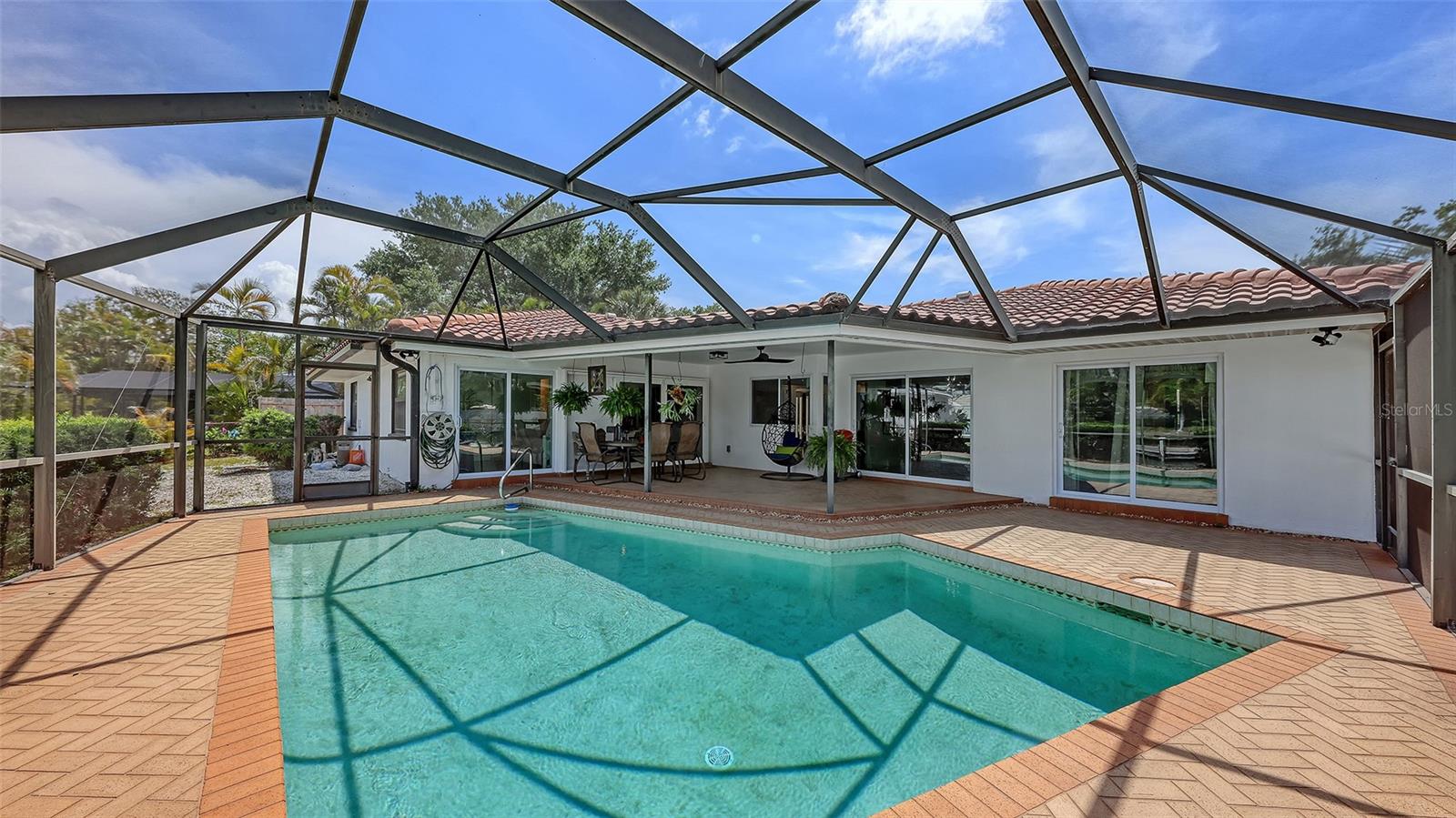 589 COMMONWEALTH LN, SARASOTA, FL, 34242