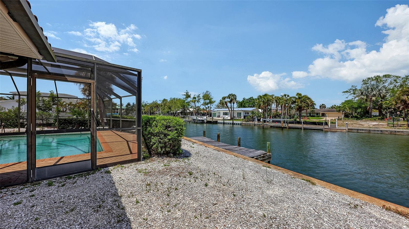 589 COMMONWEALTH LN, SARASOTA, FL, 34242