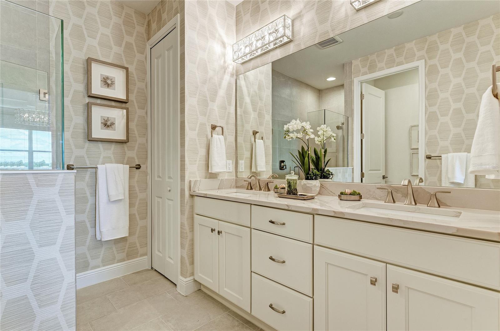 260 VAN GOGH CV, BRADENTON, FL, 34212