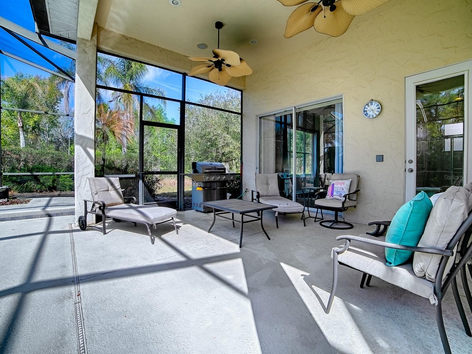 9926 SANTA BARBARA CT, HOWEY IN THE HILLS, FL, 34737