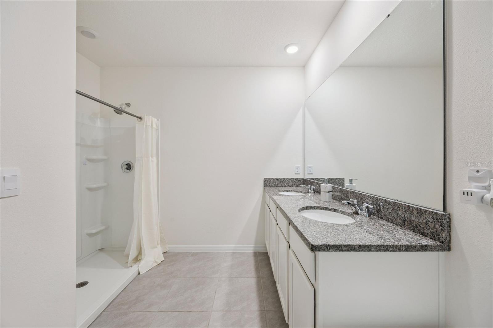 1048 BROOKLET DR, DAVENPORT, FL, 33837