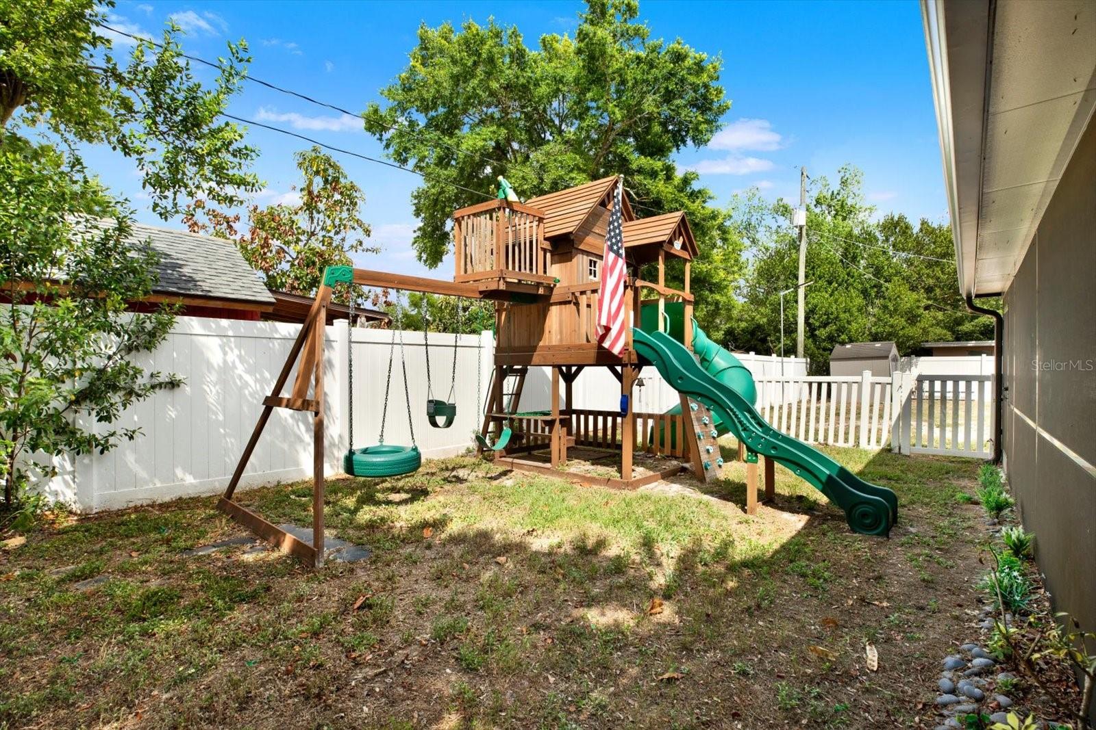 104 GLEN RIDGE AVE, TEMPLE TERRACE, FL, 33617