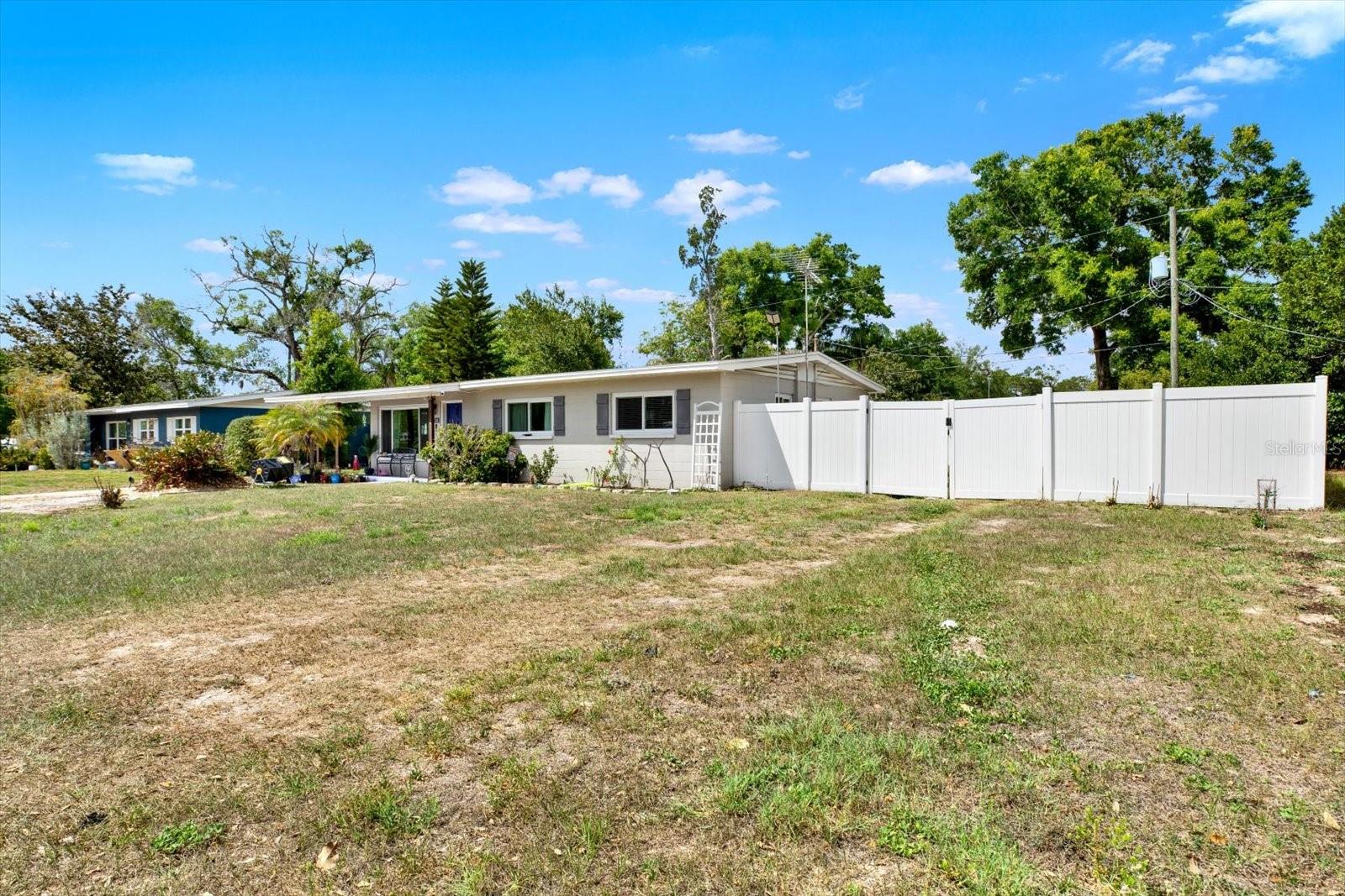 104 GLEN RIDGE AVE, TEMPLE TERRACE, FL, 33617