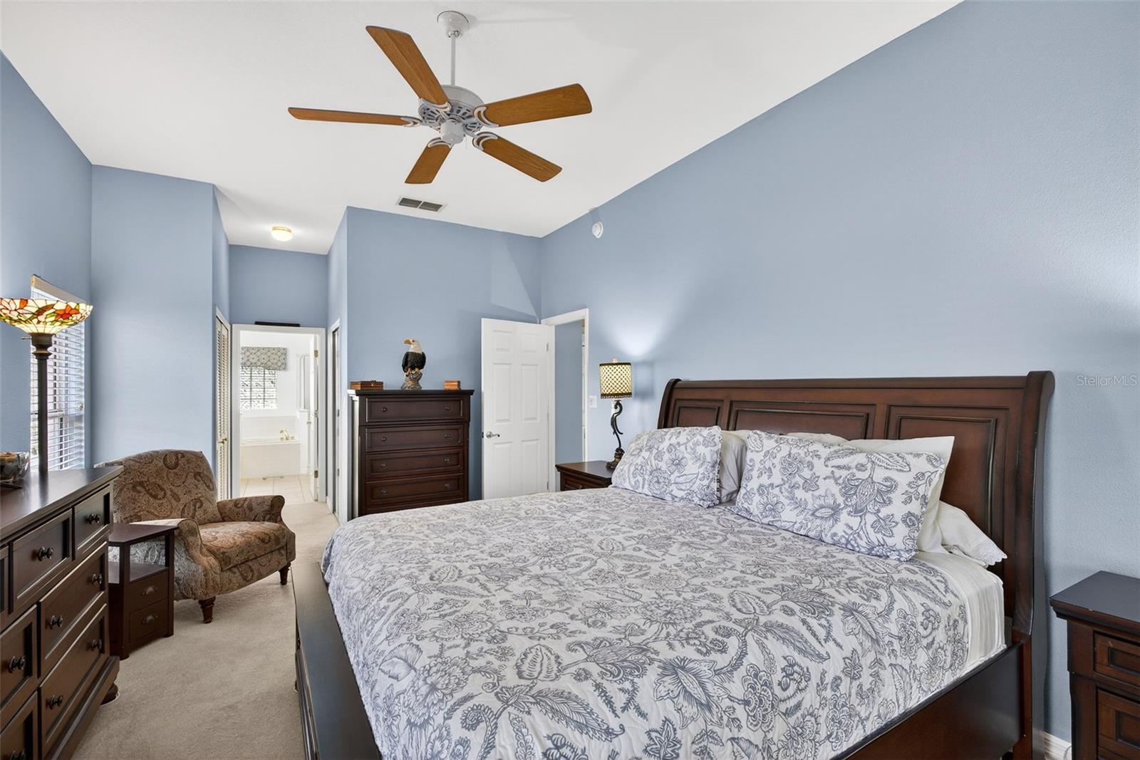 5036 SAWGRASS LAKE CIR, LEESBURG, FL, 34748