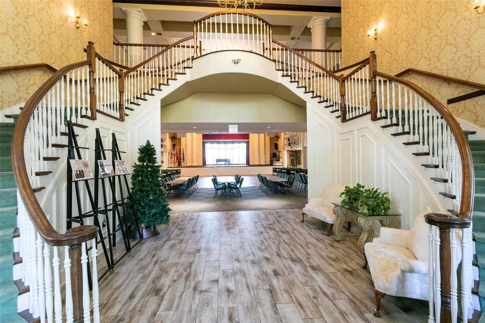 5036 SAWGRASS LAKE CIR, LEESBURG, FL, 34748