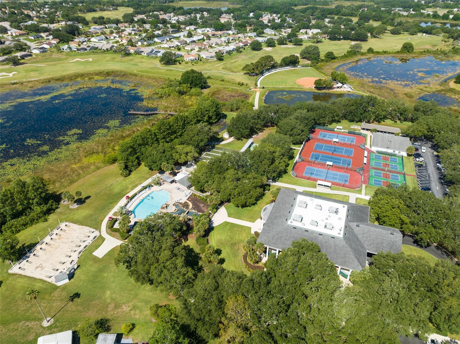 5036 SAWGRASS LAKE CIR, LEESBURG, FL, 34748