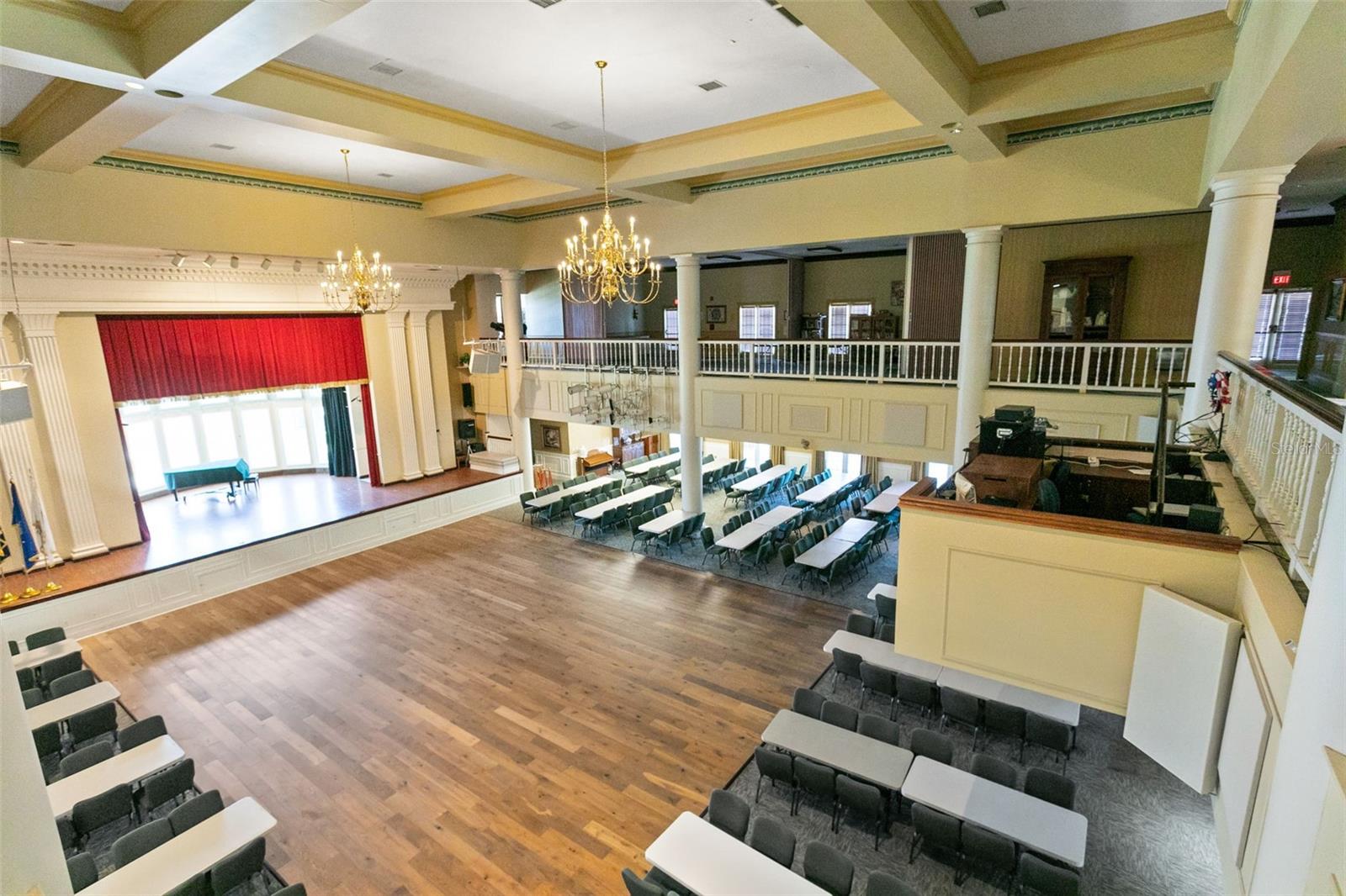 5036 SAWGRASS LAKE CIR, LEESBURG, FL, 34748