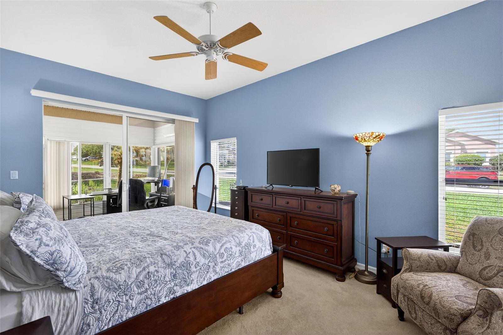5036 SAWGRASS LAKE CIR, LEESBURG, FL, 34748