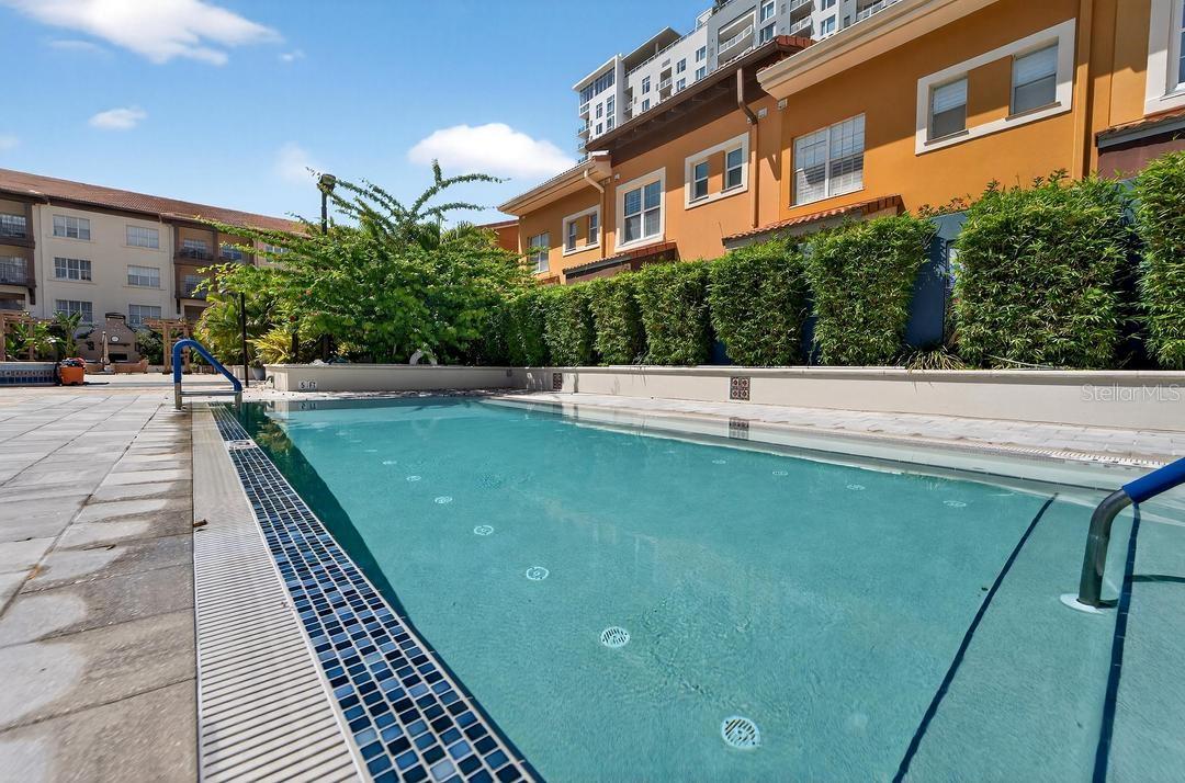 TB8493366 Property Photo