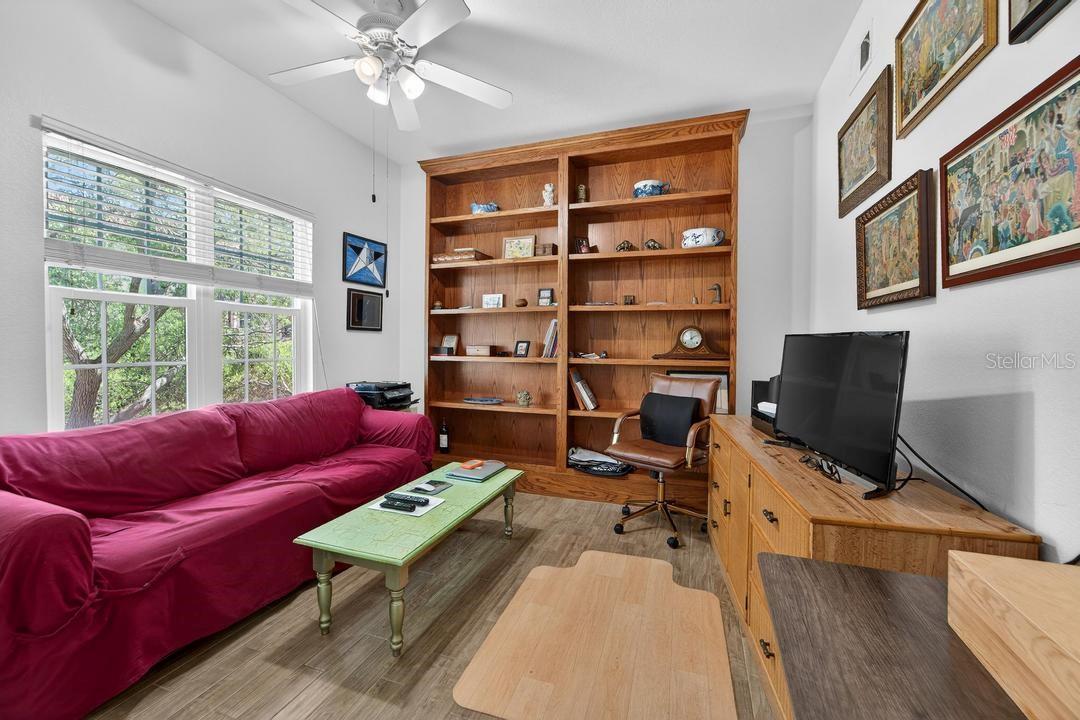 TB8493366 Property Photo