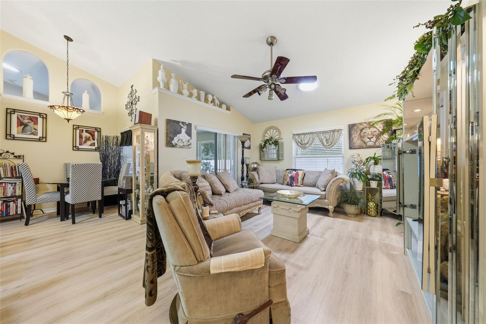 2503 GABLES DR, EUSTIS, FL, 32726