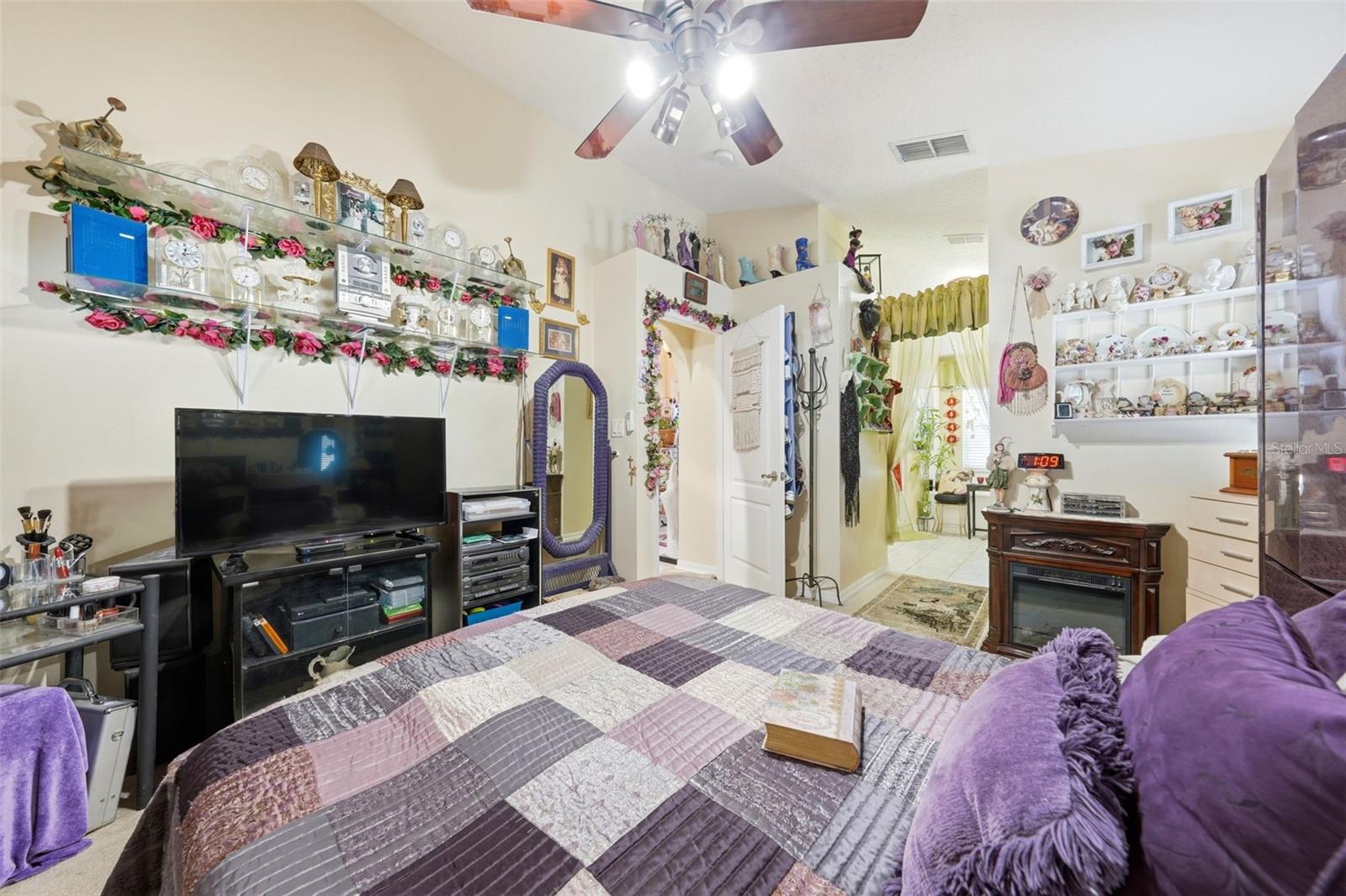 2503 GABLES DR, EUSTIS, FL, 32726