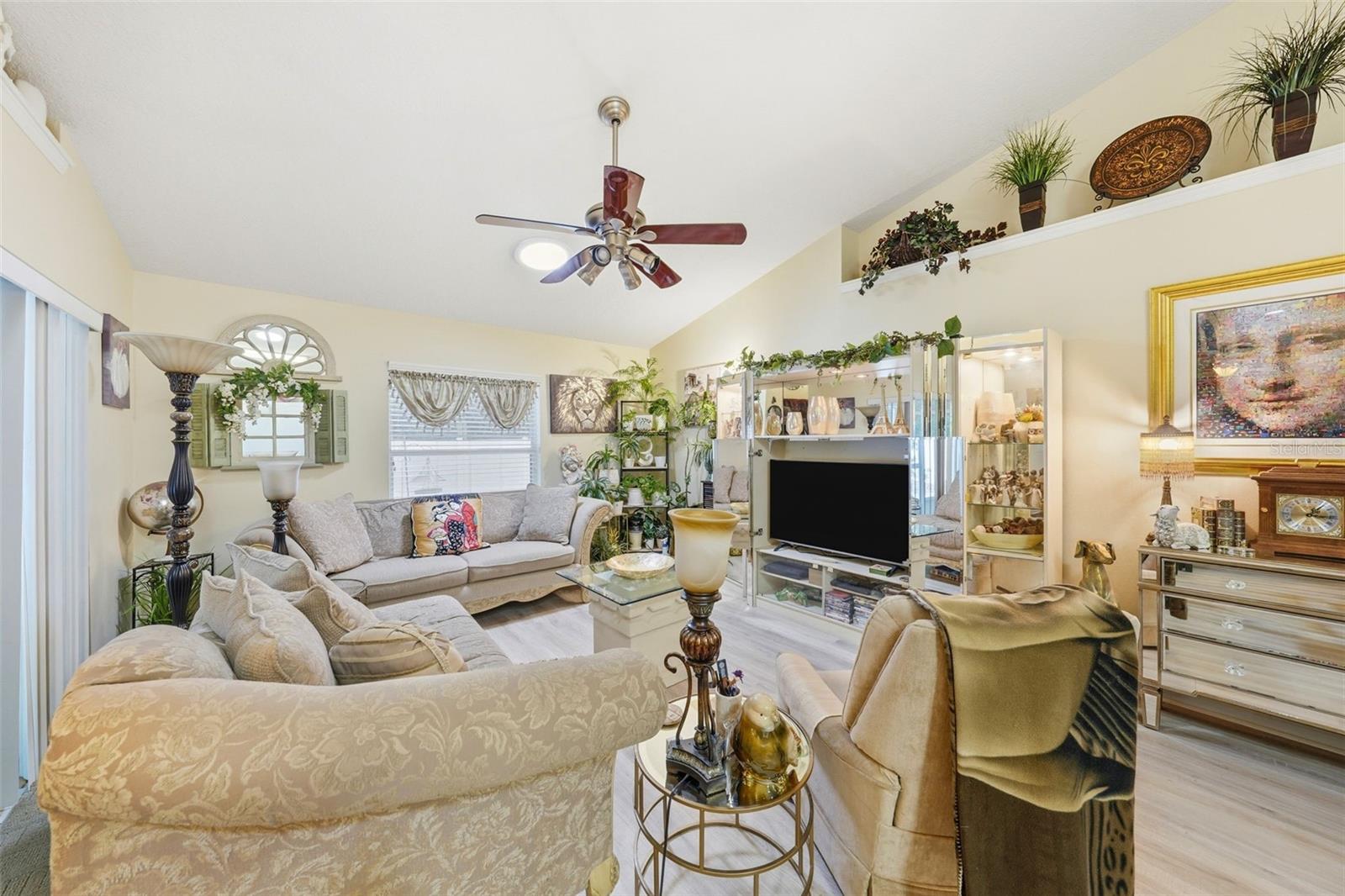 2503 GABLES DR, EUSTIS, FL, 32726