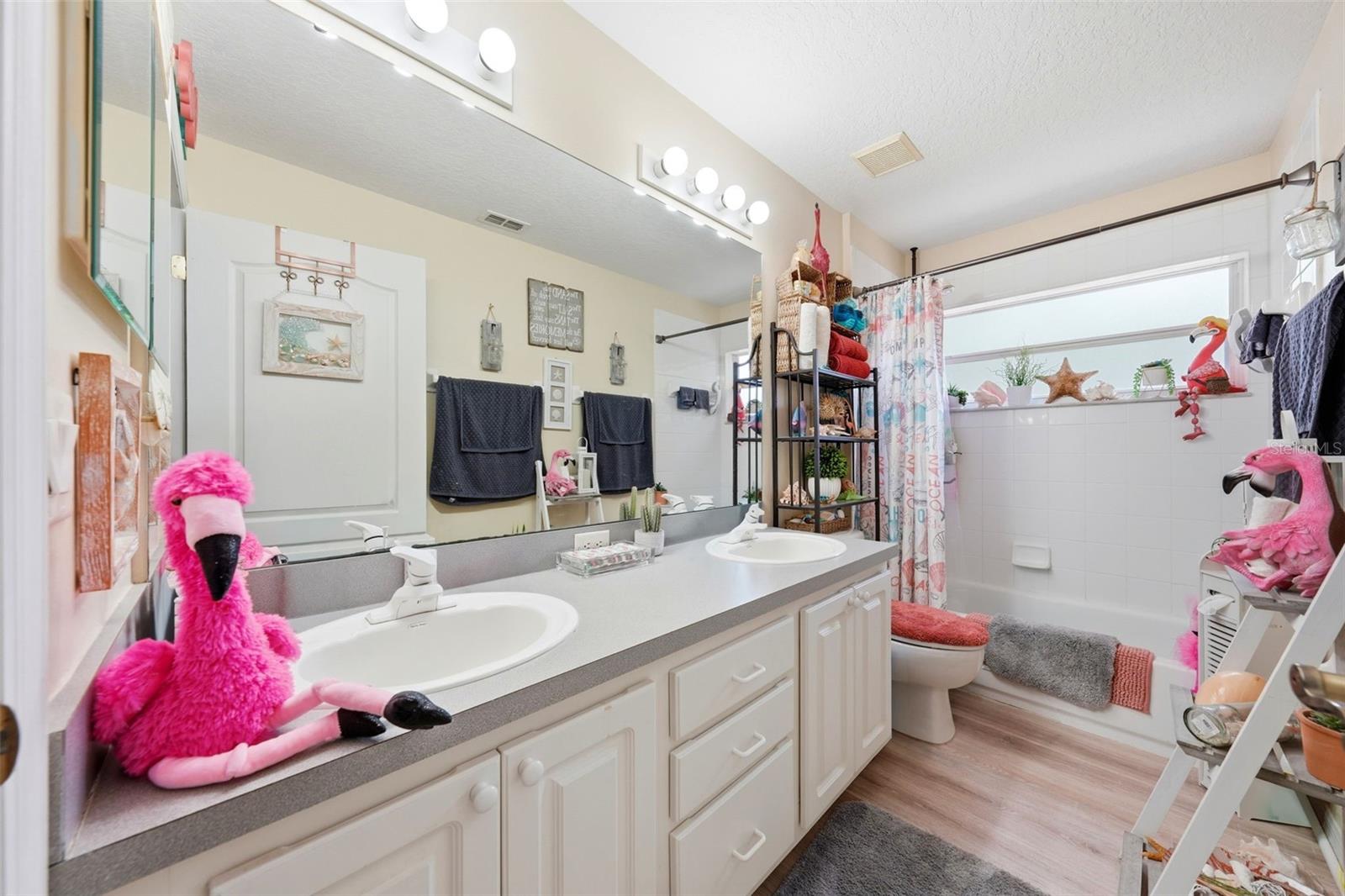 2503 GABLES DR, EUSTIS, FL, 32726