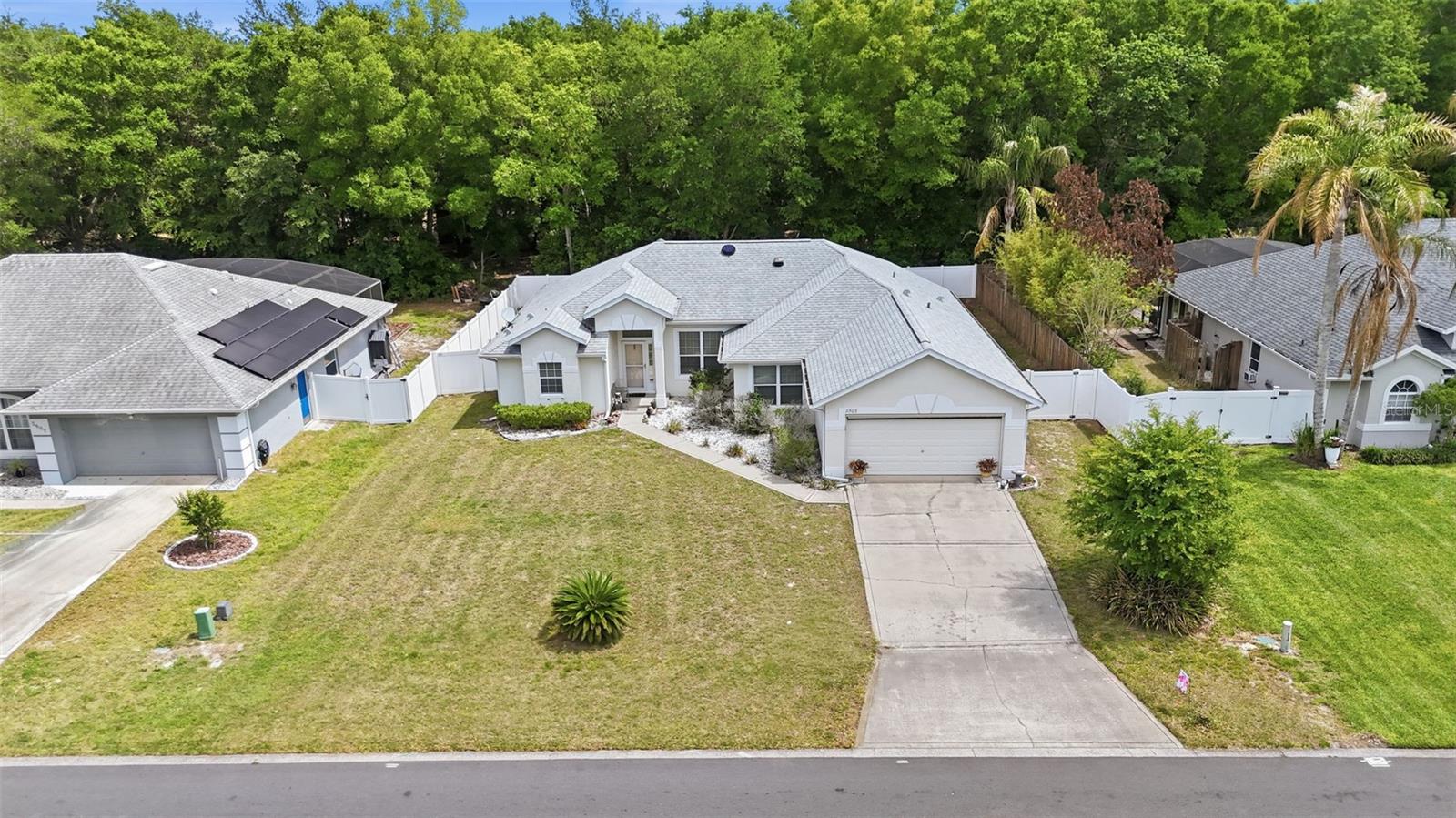 2503 GABLES DR, EUSTIS, FL, 32726