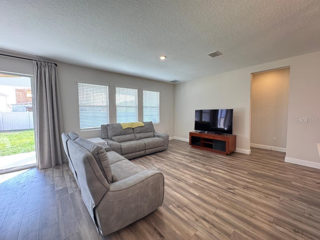 10353 FIELDSTONE MYRTLE WAY, SAN ANTONIO, FL, 33576