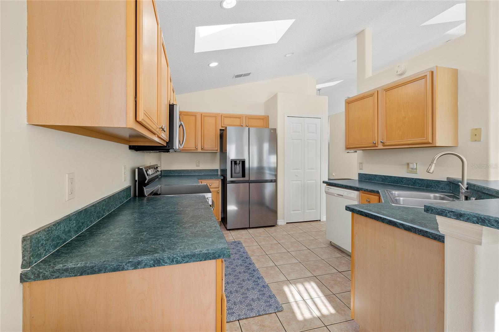 165 SENECA POINT TRL, KISSIMMEE, FL, 34746