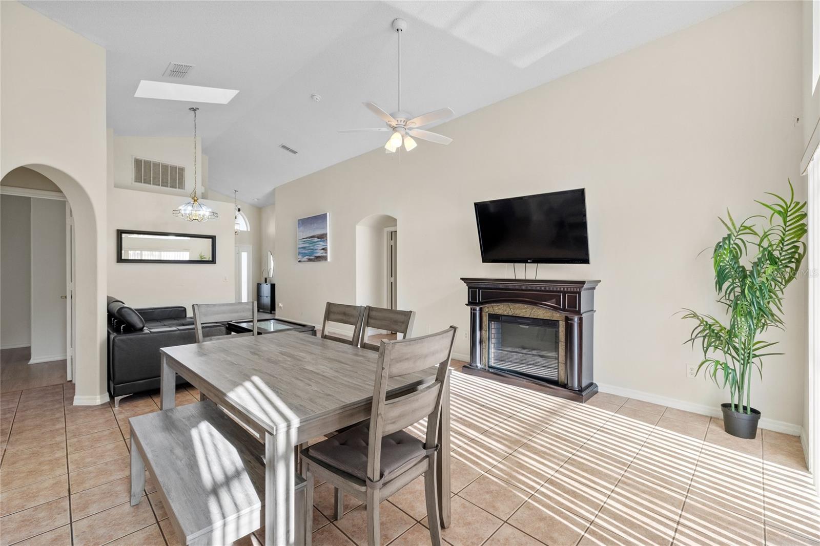 165 SENECA POINT TRL, KISSIMMEE, FL, 34746