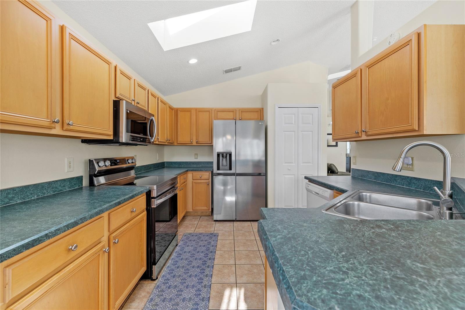 165 SENECA POINT TRL, KISSIMMEE, FL, 34746