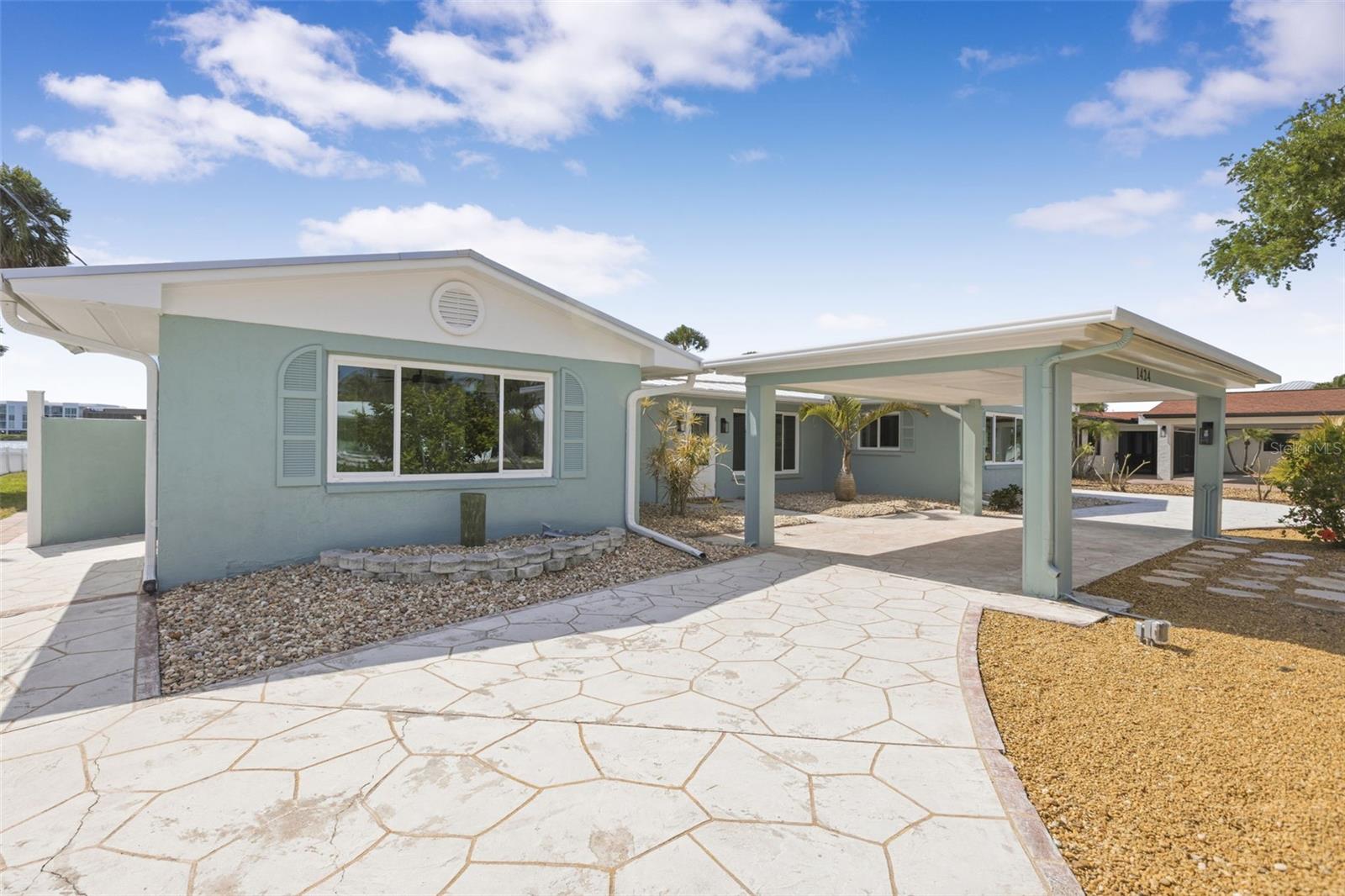 1424 LEMON BAY DR, ENGLEWOOD, FL, 34223