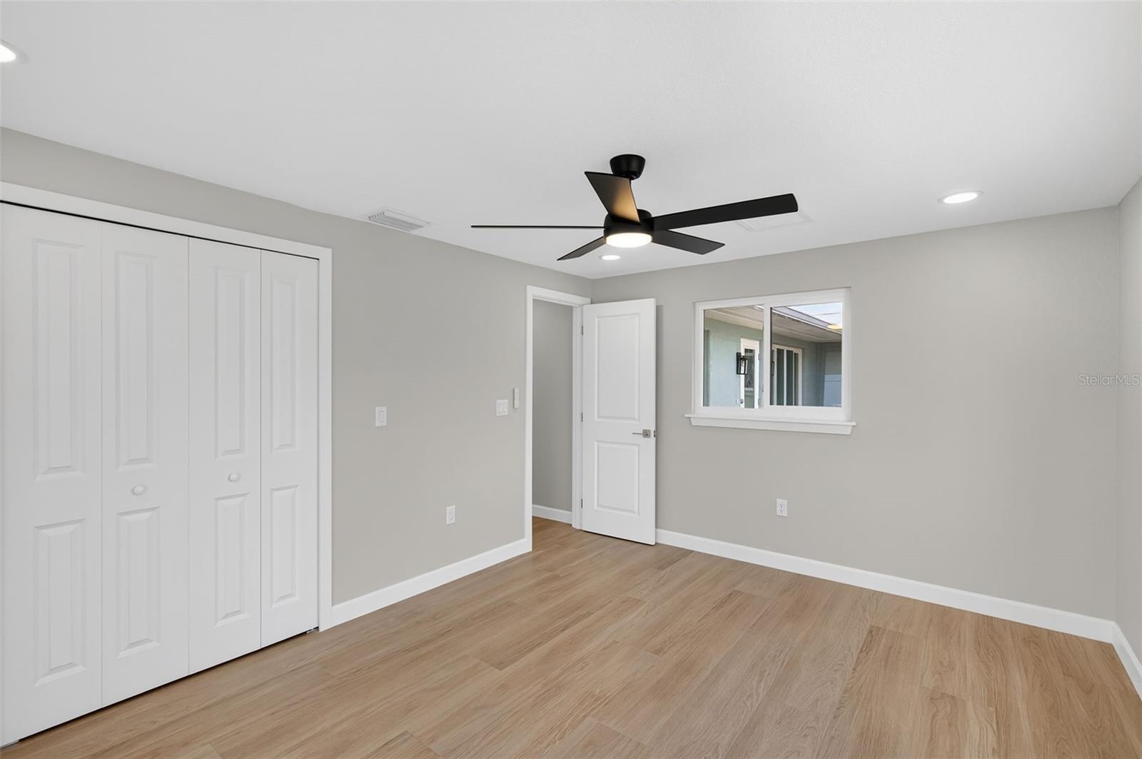 1424 LEMON BAY DR, ENGLEWOOD, FL, 34223
