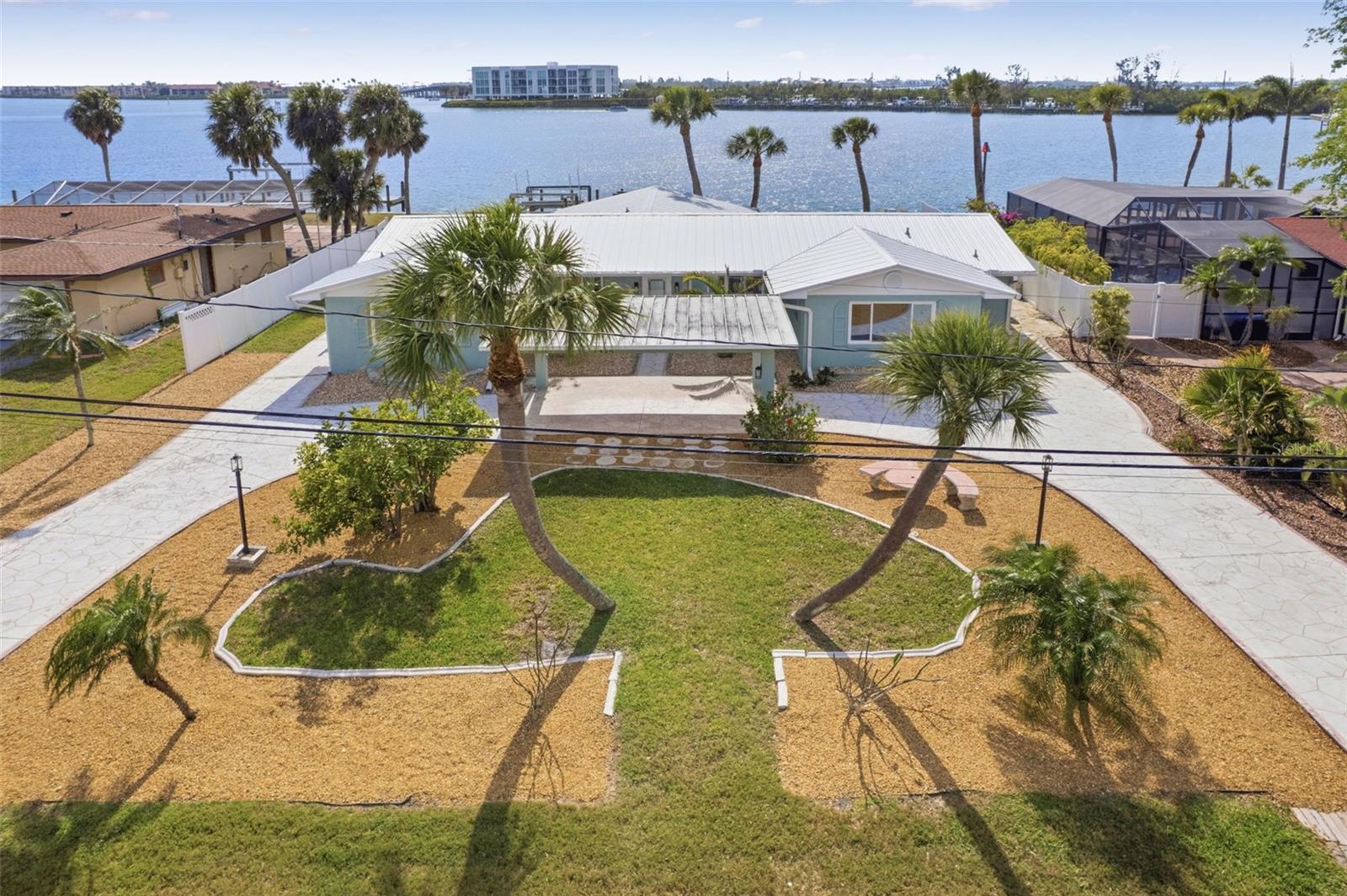 1424 LEMON BAY DR, ENGLEWOOD, FL, 34223