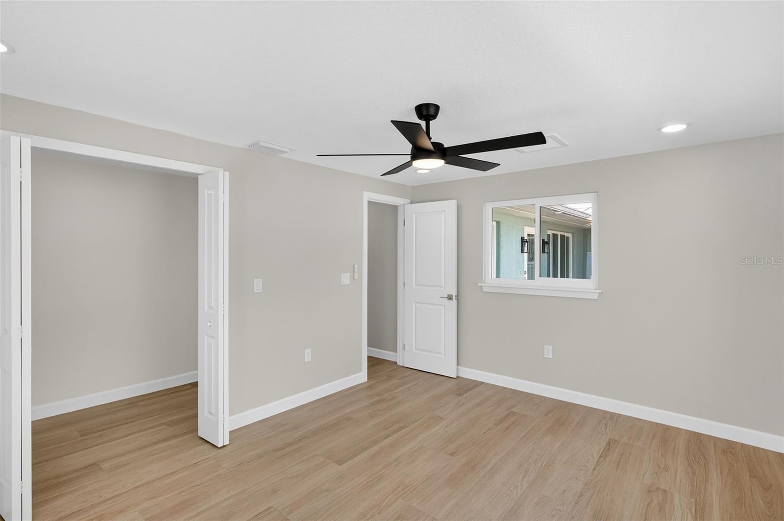 1424 LEMON BAY DR, ENGLEWOOD, FL, 34223