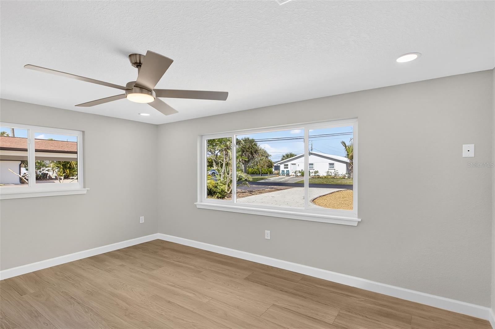 1424 LEMON BAY DR, ENGLEWOOD, FL, 34223