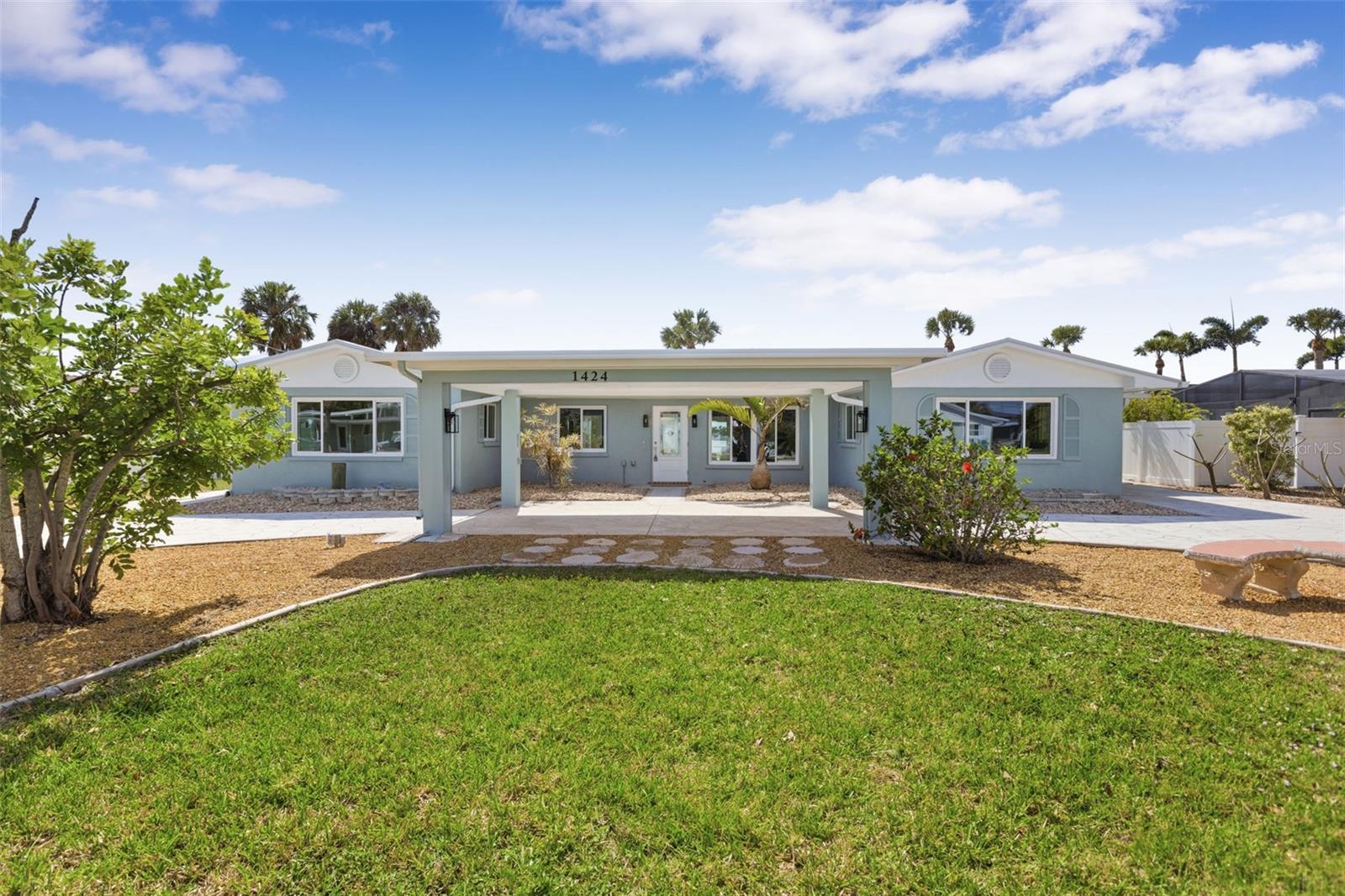 1424 LEMON BAY DR, ENGLEWOOD, FL, 34223