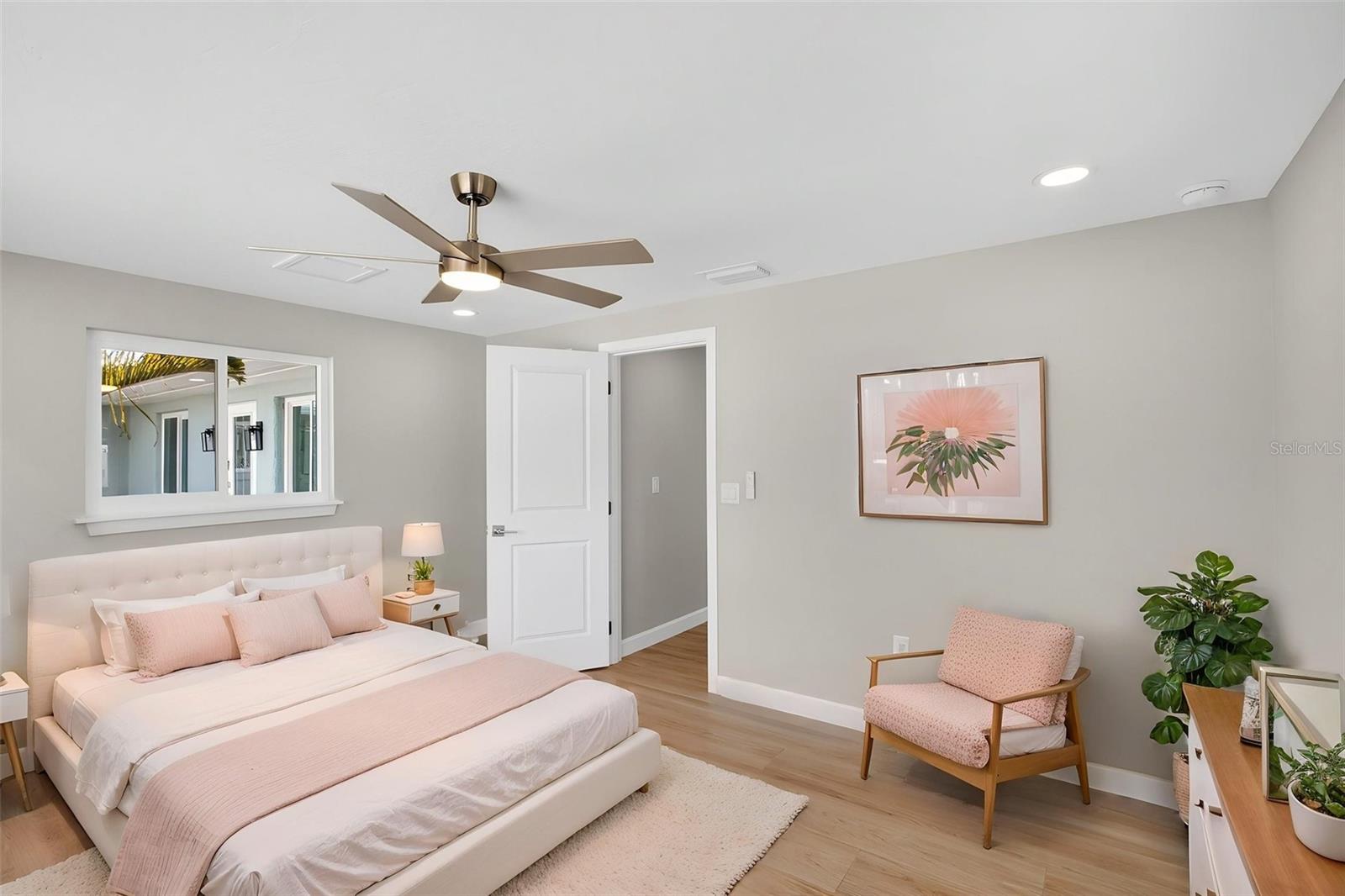 1424 LEMON BAY DR, ENGLEWOOD, FL, 34223