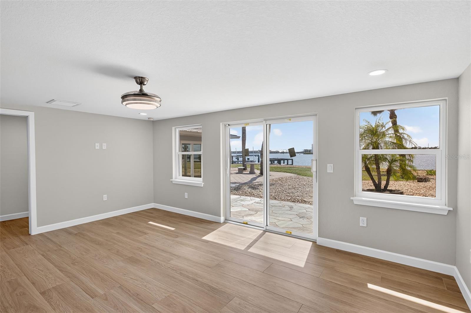 1424 LEMON BAY DR, ENGLEWOOD, FL, 34223