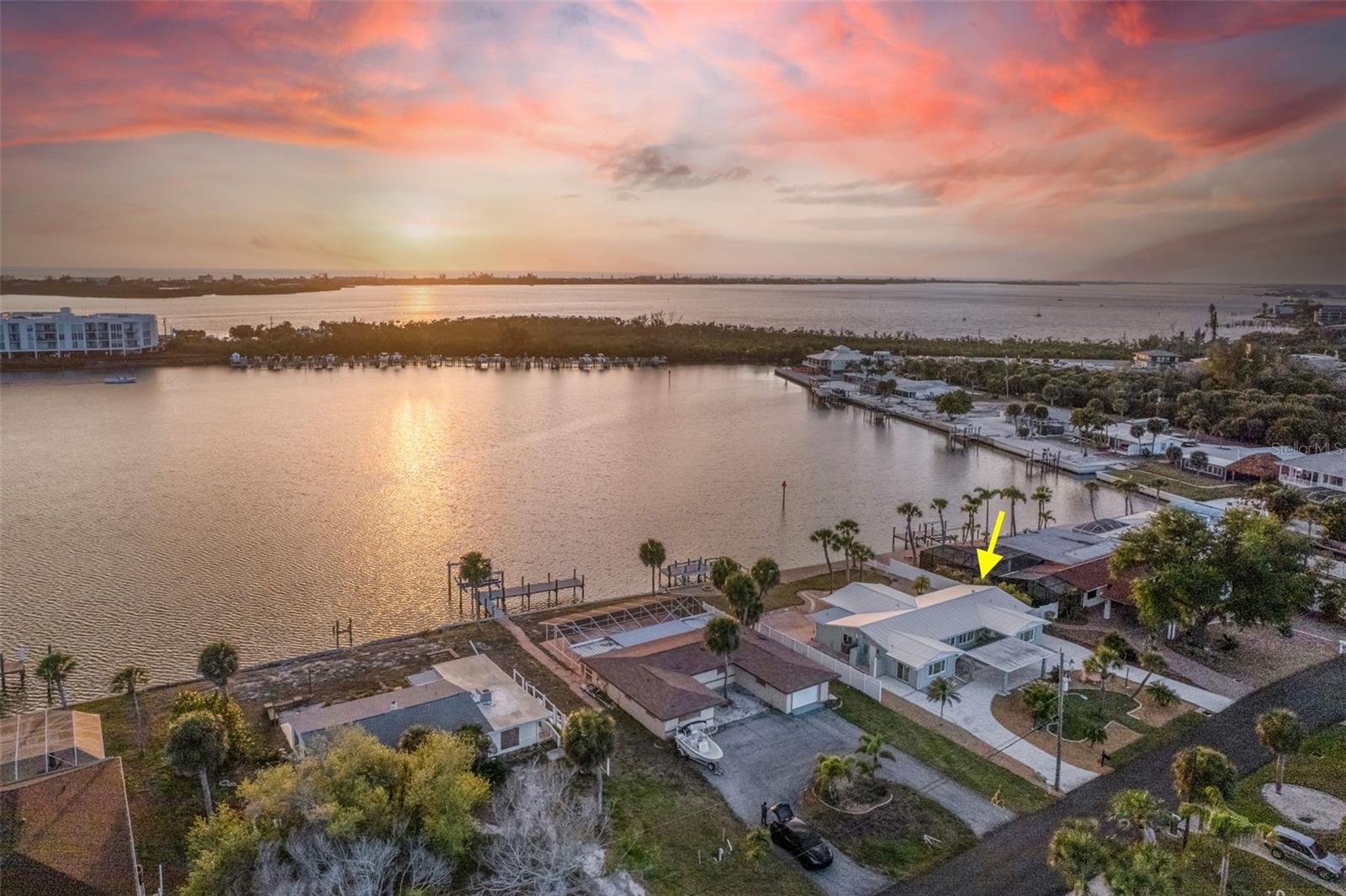 1424 LEMON BAY DR, ENGLEWOOD, FL, 34223