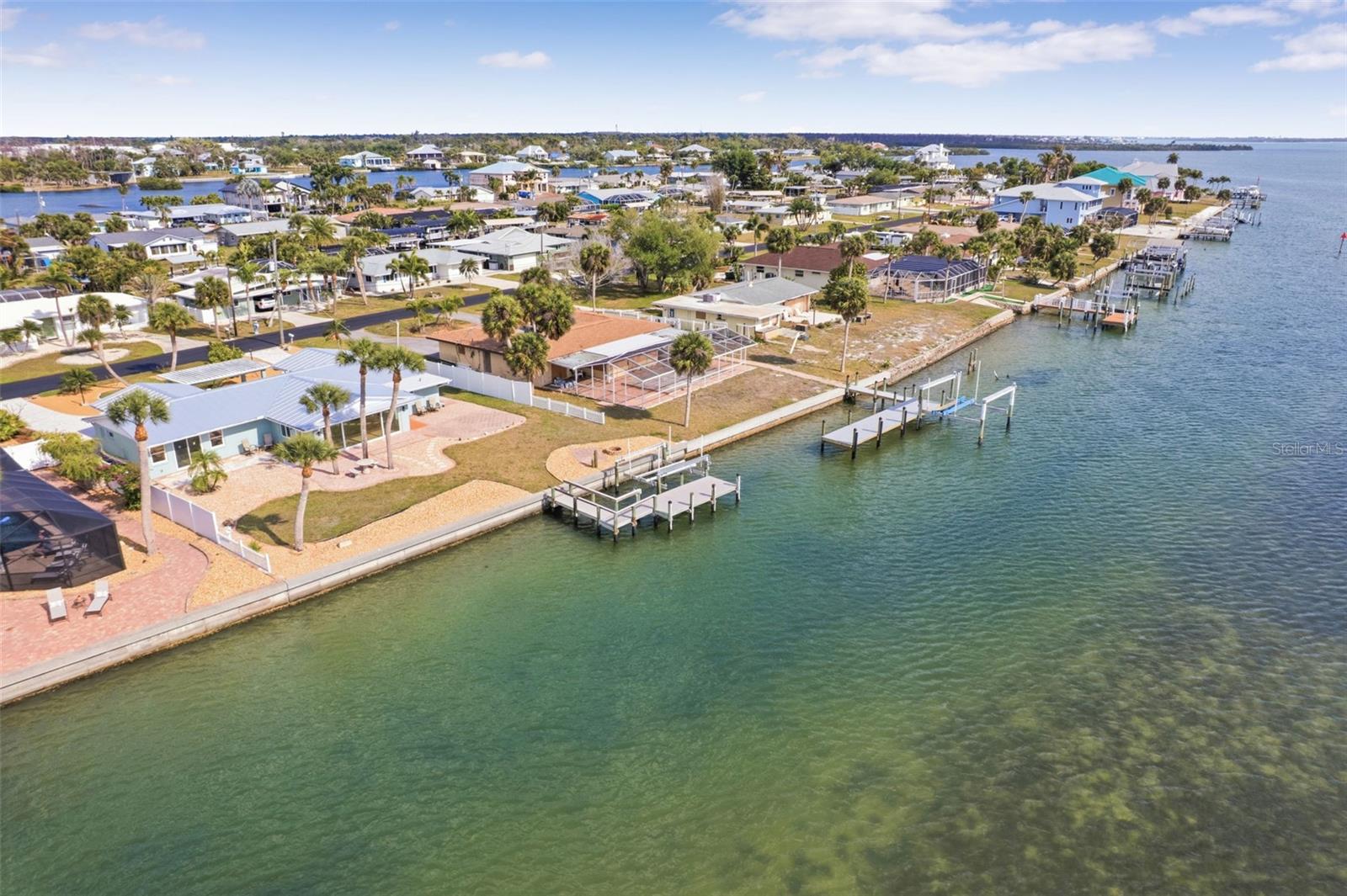 1424 LEMON BAY DR, ENGLEWOOD, FL, 34223