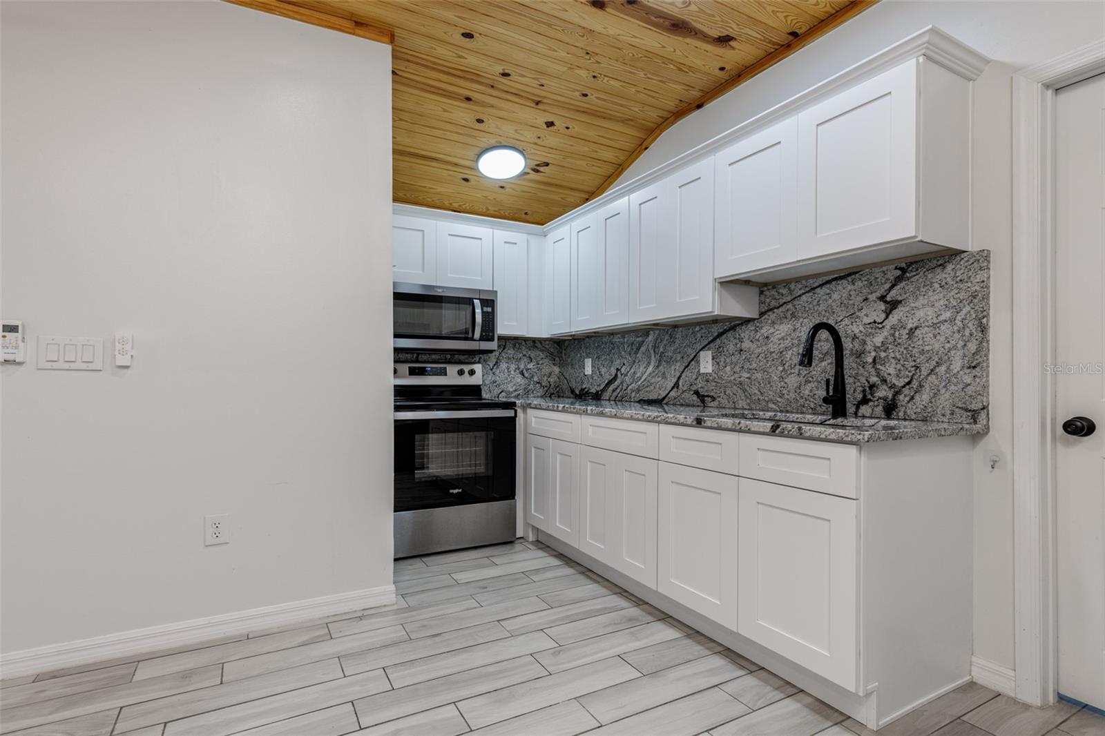 1427 NW 102ND BLVD, WILDWOOD, FL, 34785