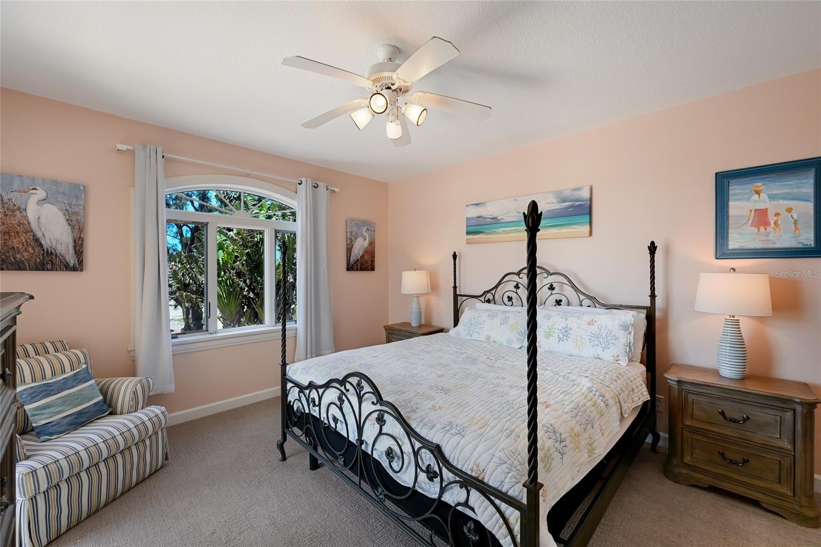 889 N SHORE DR, ANNA MARIA, FL, 34216