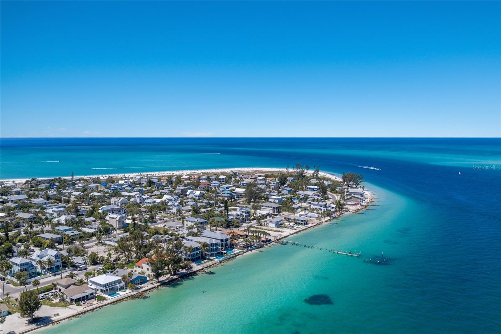 889 N SHORE DR, ANNA MARIA, FL, 34216