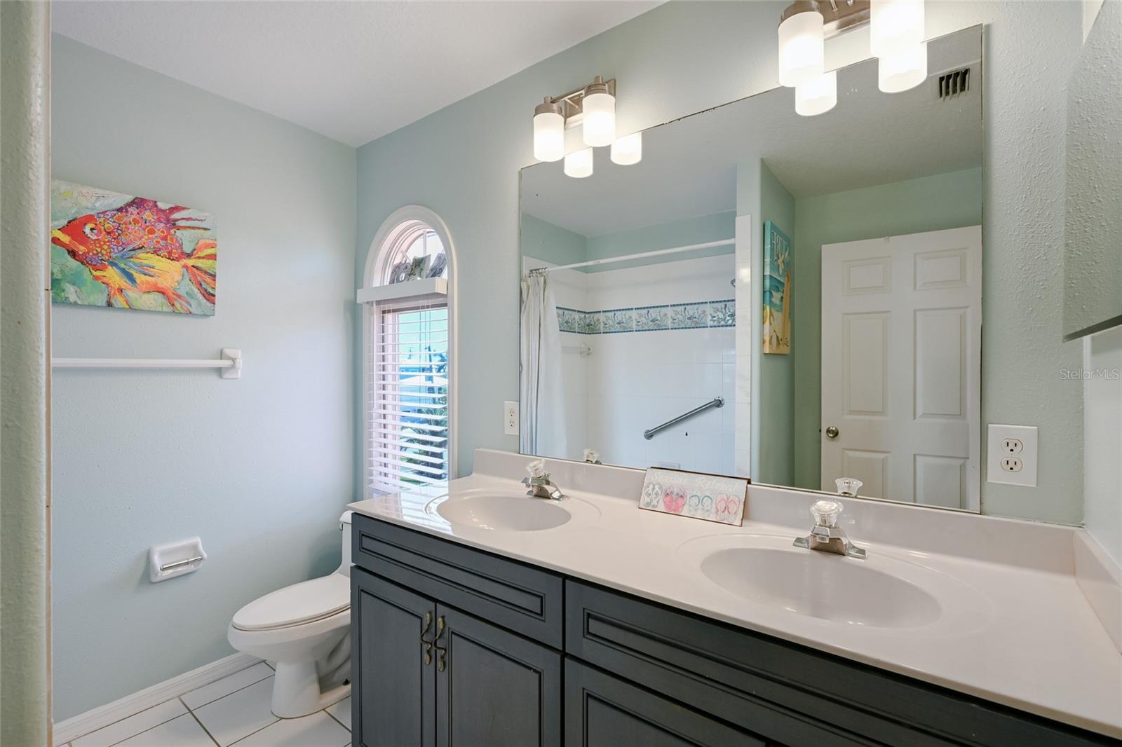 889 N SHORE DR, ANNA MARIA, FL, 34216