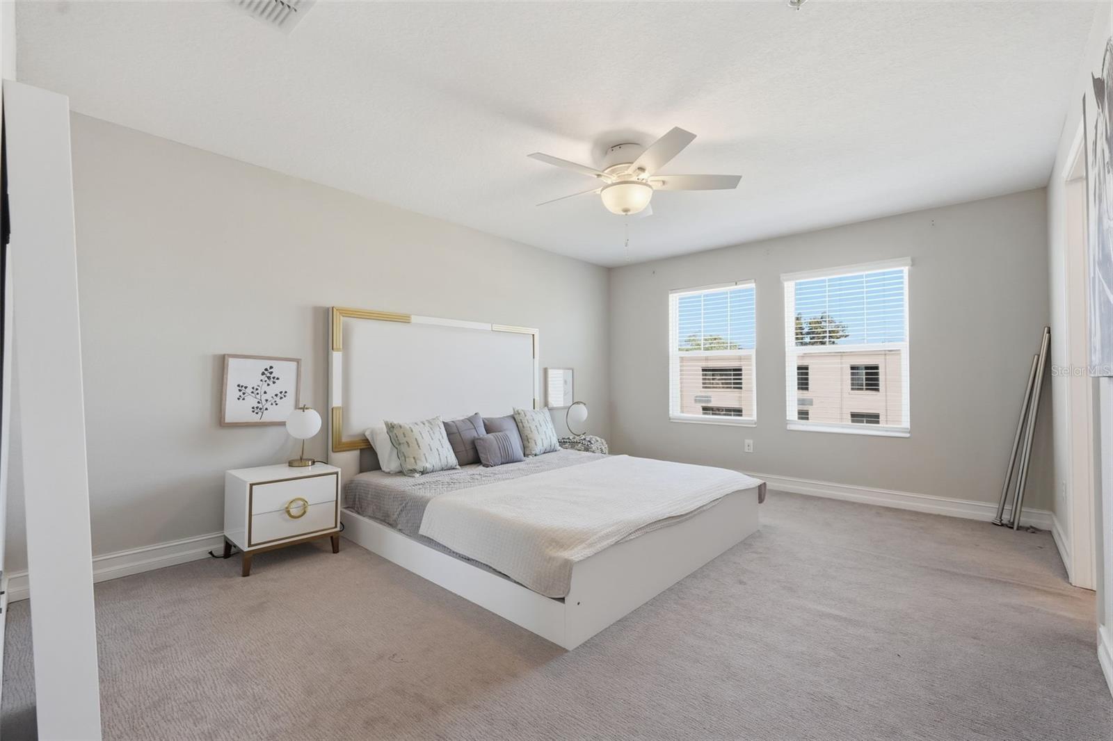 4921 W PAUL AVE #5, TAMPA, FL, 33611
