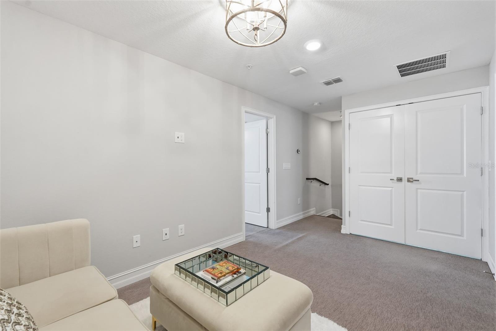 4921 W PAUL AVE #5, TAMPA, FL, 33611