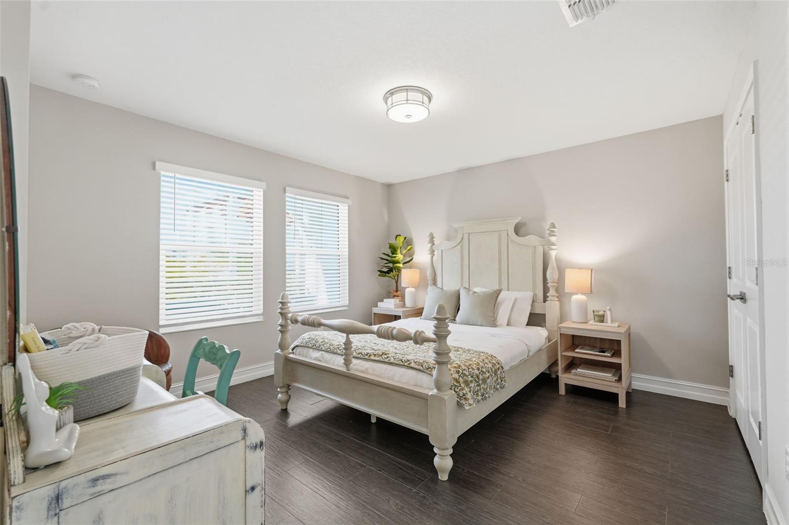 4921 W PAUL AVE #5, TAMPA, FL, 33611