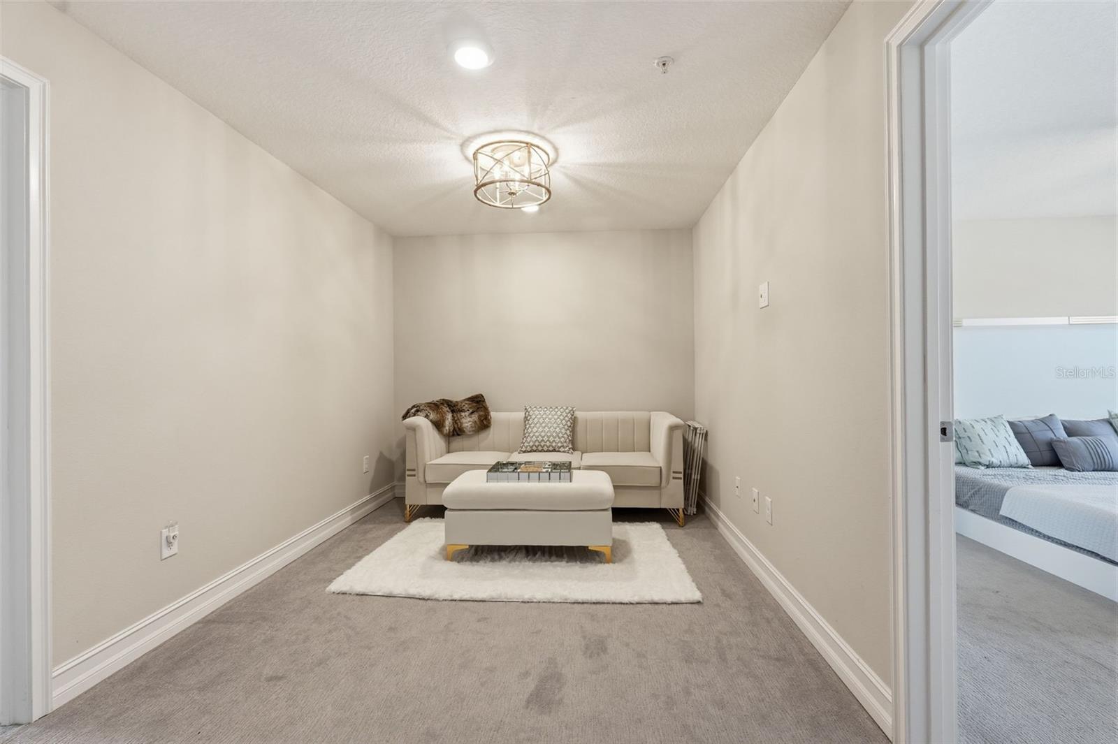 4921 W PAUL AVE #5, TAMPA, FL, 33611