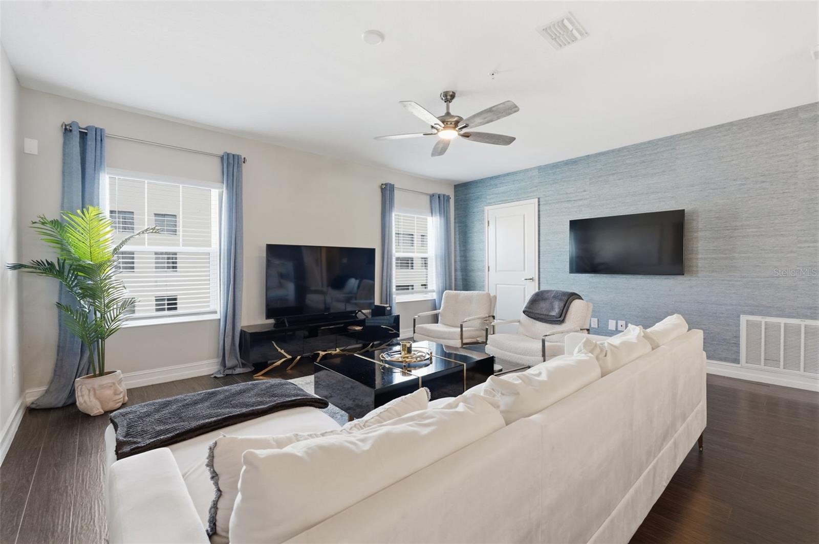 4921 W PAUL AVE #5, TAMPA, FL, 33611