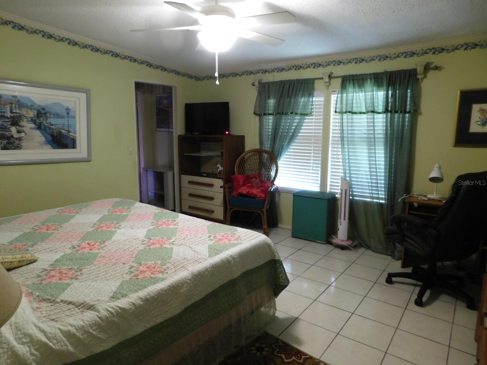 1001 STARKEY RD #395, LARGO, FL, 33771