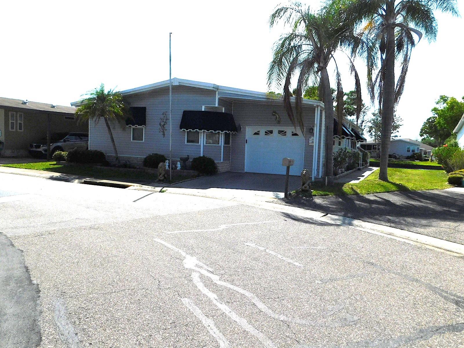 1001 STARKEY RD #395, LARGO, FL, 33771