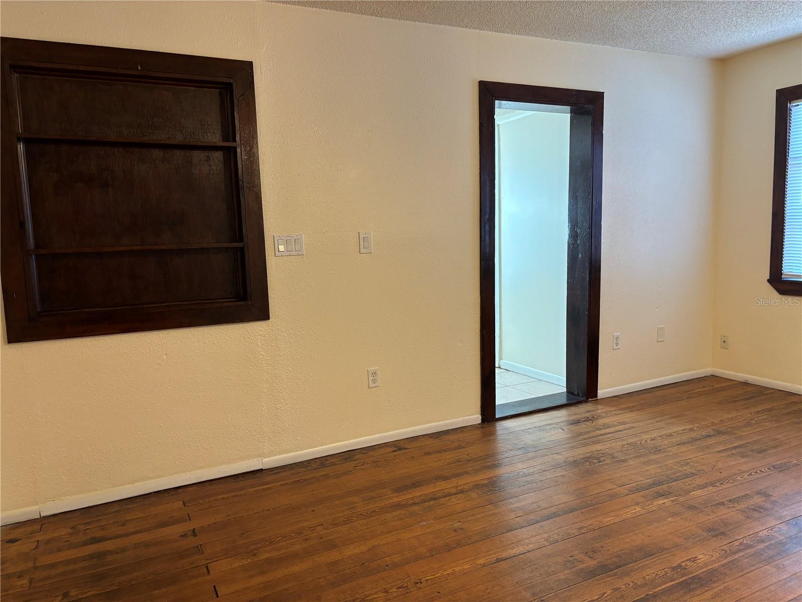 128 2ND AVE SW, LARGO, FL, 33770