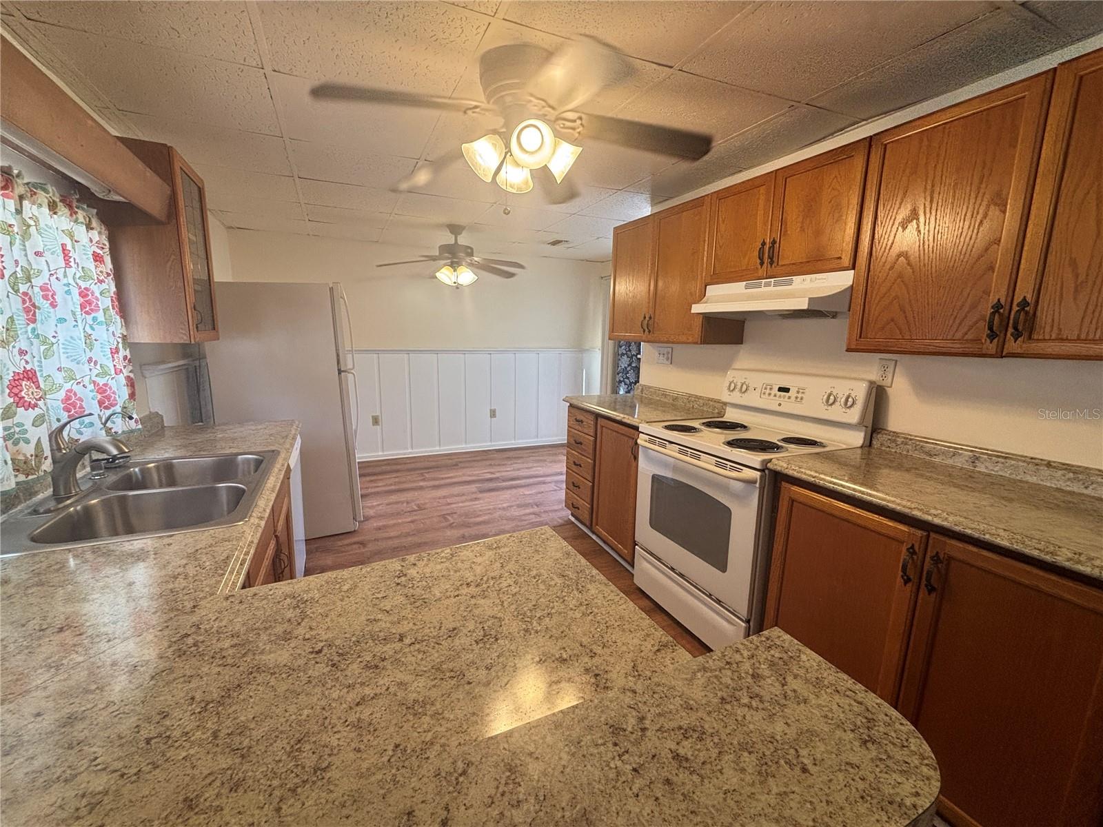 128 2ND AVE SW, LARGO, FL, 33770