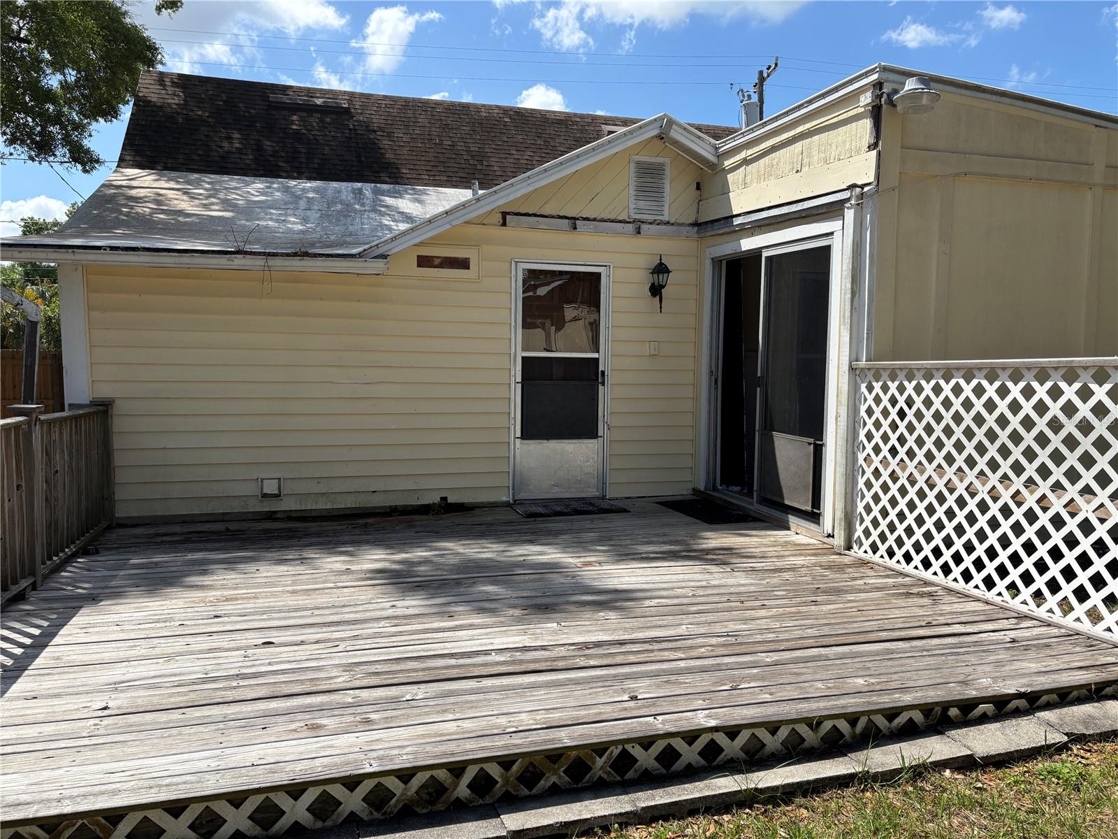 128 2ND AVE SW, LARGO, FL, 33770