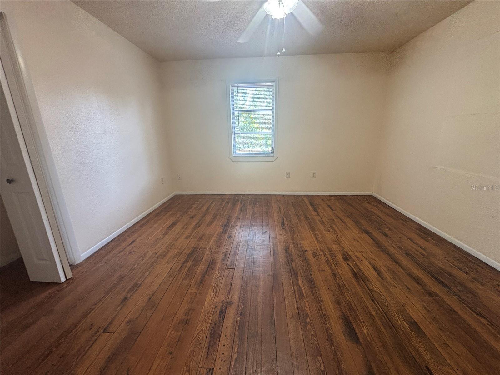 128 2ND AVE SW, LARGO, FL, 33770