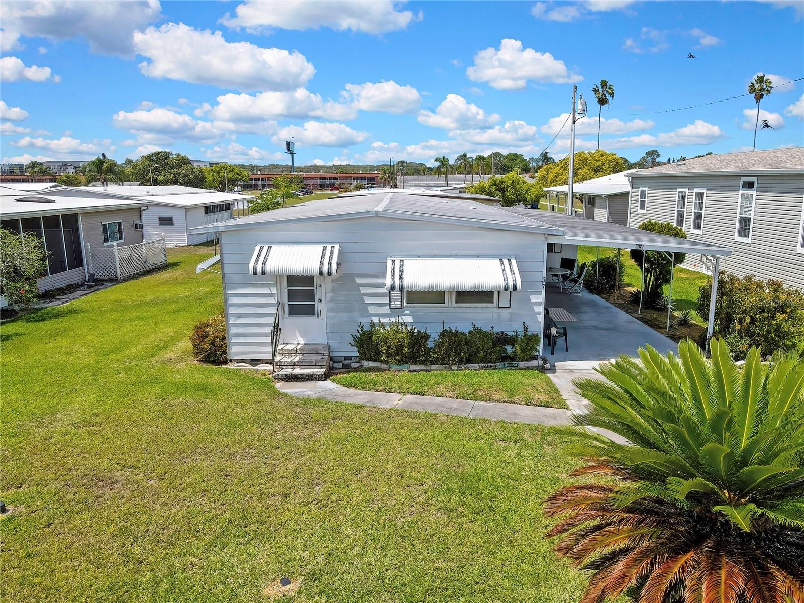 37 WILLIAM PENN WAY #13, PALM HARBOR, FL, 34684